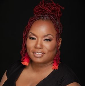 Meet your Posher, Brandie